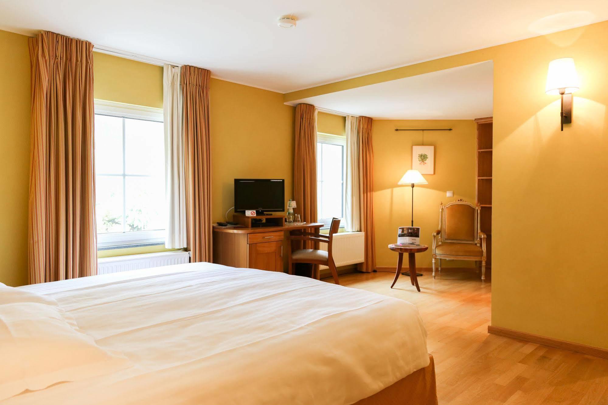 Manoir Kasselslay Hotel Clervaux Eksteriør billede