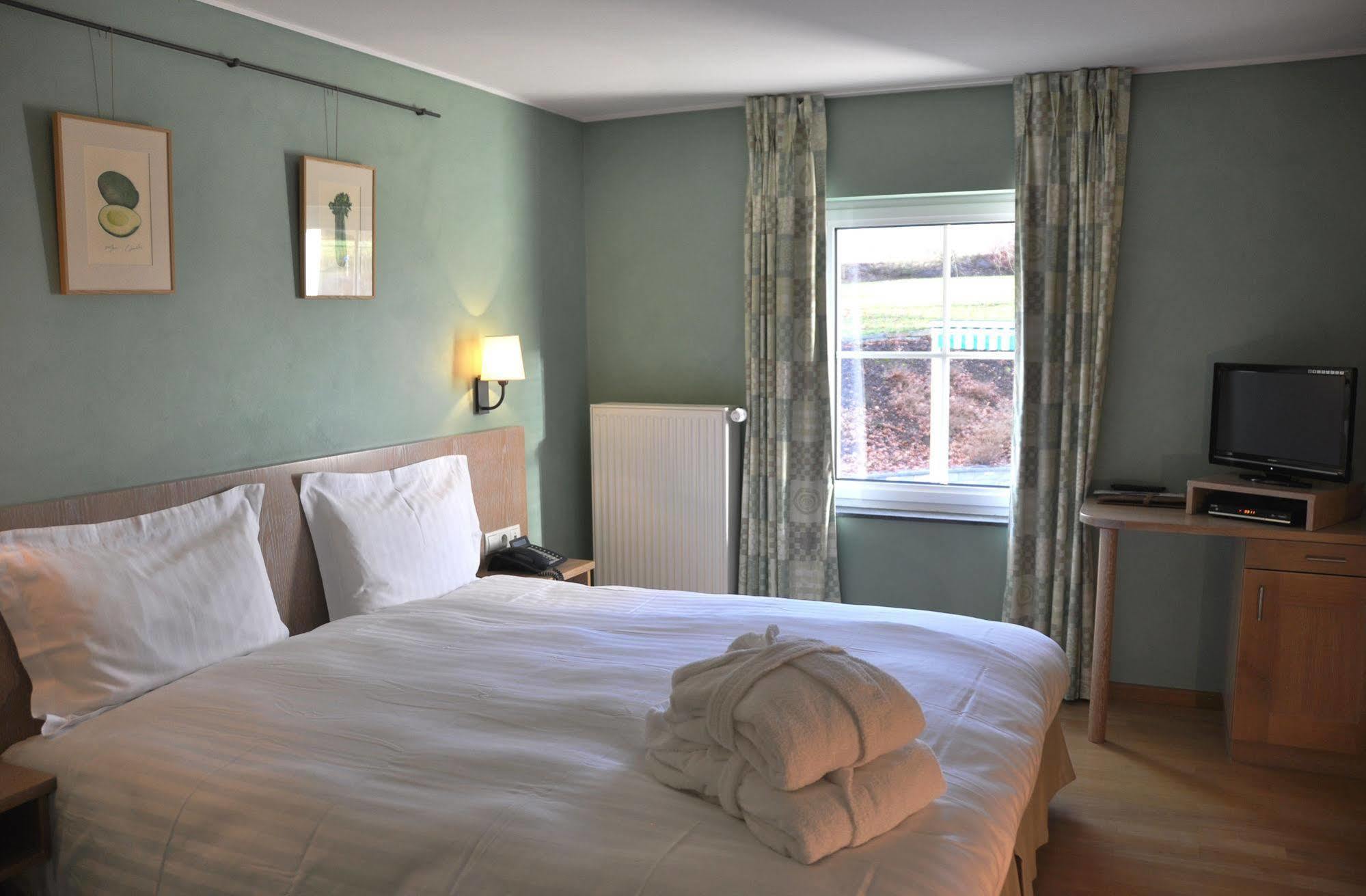 Manoir Kasselslay Hotel Clervaux Eksteriør billede