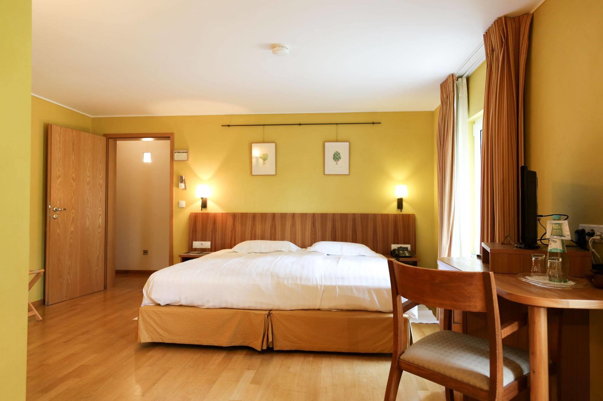 Manoir Kasselslay Hotel Clervaux Eksteriør billede